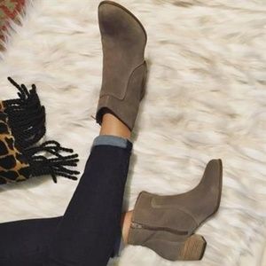 Sole Society olive green suede booties